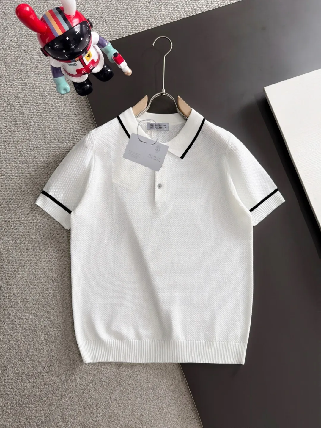 Next day shipment High Quality BC 2026 Summer New Arrival men's short-sleeved T-shirt Made of combed cotton yarn knitted cotton fabric, pure cotton high-weight special yarn, it feels full of weight when weighed, and the upper body is more textured than ordinary T-shirts. This texture can cope with the weather easily and is suitable for both hot and cold! The pattern on the chest adopts three-dimensional embroidery technology, and is perfectly produced stitch by stitch with reference to the original version! Loose fit design, looks noble. Size: M to XXXL